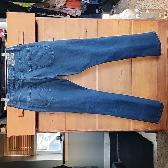 NWOT Ring Of Fire: Cayenne Rip-n-Repair Skinny Stretch, Dark Wash, 34"x30" - Picture 5 of 10